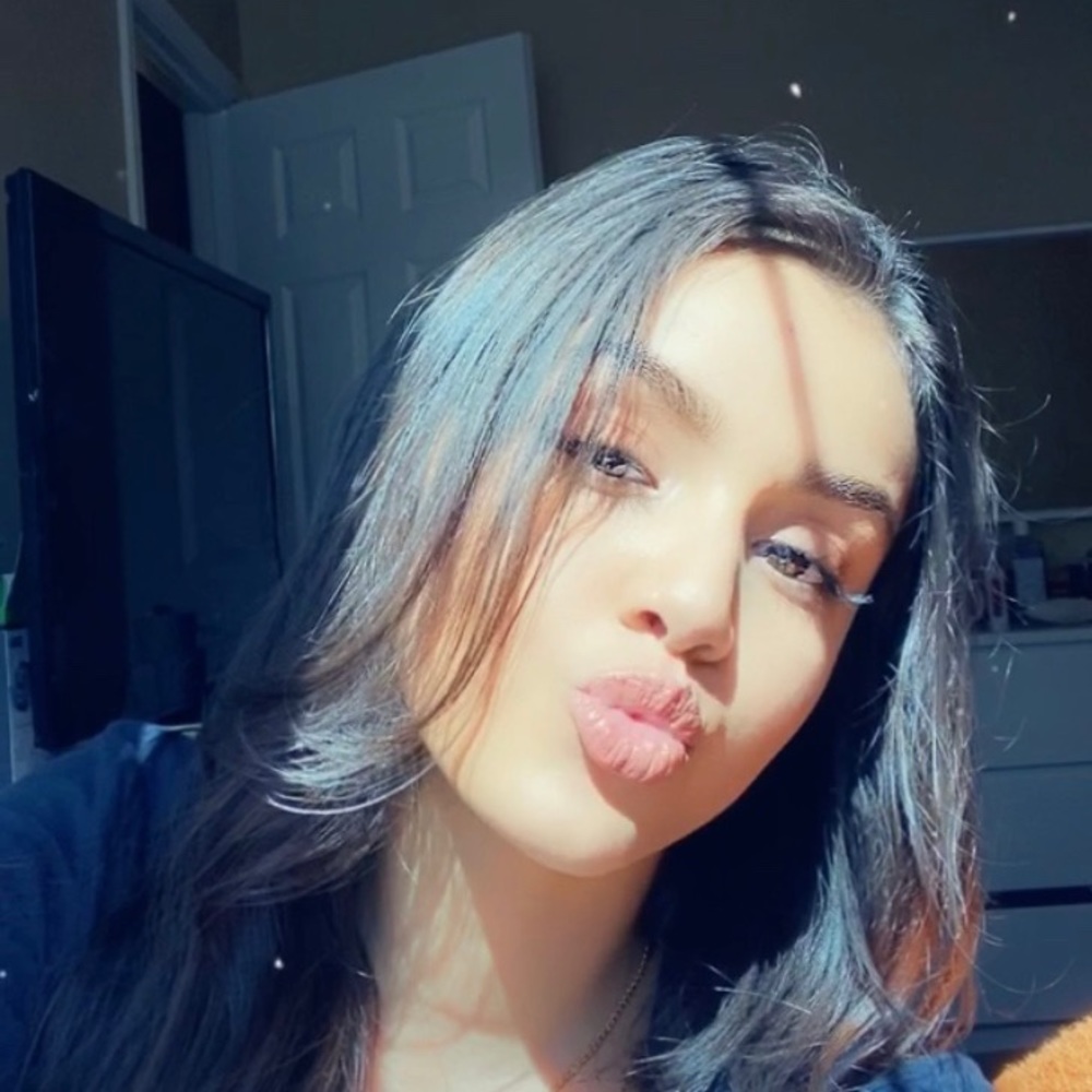 Meet your Posher, Alondra